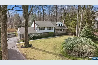 548 Covington Place, Wyckoff Township, NJ 07481 - Photo 1