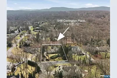 548 Covington Place, Wyckoff Township, NJ 07481 - Photo 2