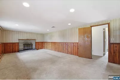 548 Covington Place, Wyckoff Township, NJ 07481 - Photo 26