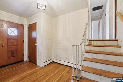 548 Covington Place, Wyckoff Township, NJ 07481 - Photo 14