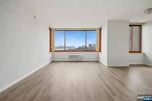 100 Old Palisade Road 2209, Fort Lee, NJ 07024 - Photo 6