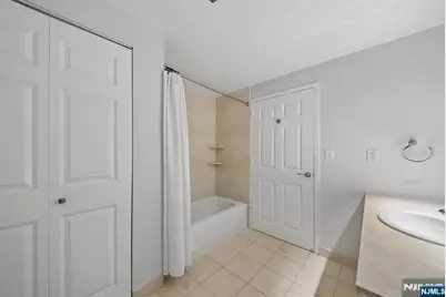 100 Old Palisade Road 2209 #2209, Fort Lee, NJ 07024 - Photo 16