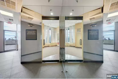 1530 Palisades Avenue Lobby Level #Lobby Level, Fort Lee, NJ 07024 - Photo 4