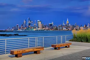 20 Newport Parkway 2306, Jersey City, NJ 07310 - Photo 28