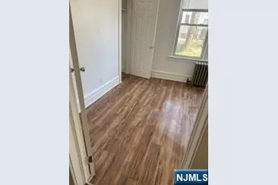 216-218 Sunset 1R #1R, Newark, NJ 07106 - Photo 10