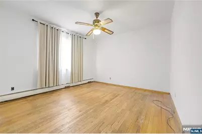 340 Kipp, Elmwood Park, NJ 07407 - Photo 14