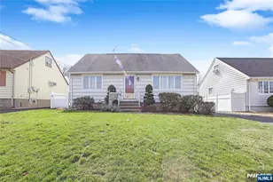 340 Kipp, Elmwood Park, NJ 07407 - Photo 1