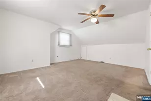 340 Kipp, Elmwood Park, NJ 07407 - Photo 20