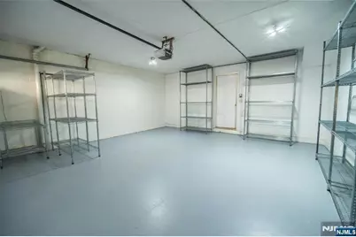 130 Kensington Drive, Fort Lee, NJ 07024 - Photo 30