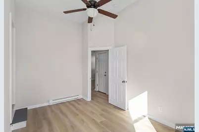 129 Main Street, Bloomingdale, NJ 07403 - Photo 18