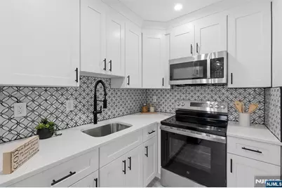 9 Vreeland Street 2F #2F, Hackensack, NJ 07601 - Photo 4