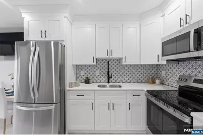 9 Vreeland Street 2F #2F, Hackensack, NJ 07601 - Photo 2
