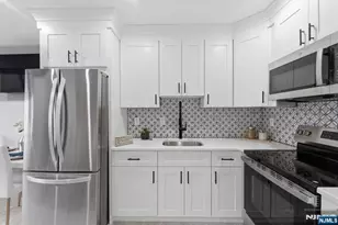 9 Vreeland Street 2F, Hackensack, NJ 07601 - Photo 2