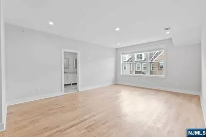 105 Brandon Court, Montvale, NJ 07645 - Photo 32