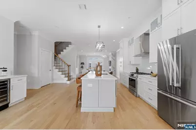 105 Brandon Court, Montvale, NJ 07645 - Photo 12
