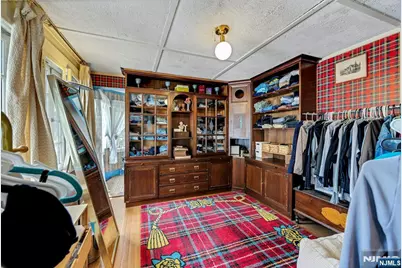 401 Wearimus Road, Ho Ho Kus, NJ 07423 - Photo 32