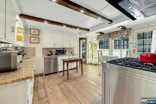 401 Wearimus Rd, Ho Ho Kus, NJ 07423 - Photo 8