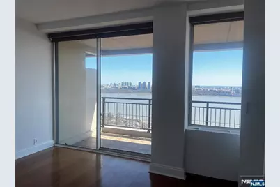 4 Horizon Road 1210 #1210, Fort Lee, NJ 07024 - Photo 10
