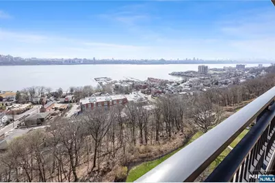 4 Horizon Road 1210 #1210, Fort Lee, NJ 07024 - Photo 24
