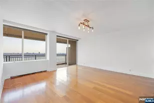 4 Horizon Road 1210, Fort Lee, NJ 07024 - Photo 12