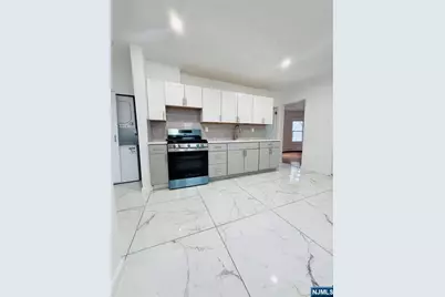 23 Valley Place, Edgewater, NJ 07020 - Photo 1