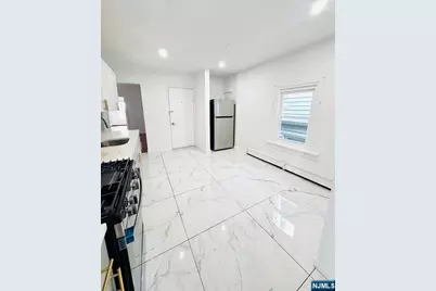 23 Valley Place, Edgewater, NJ 07020 - Photo 8