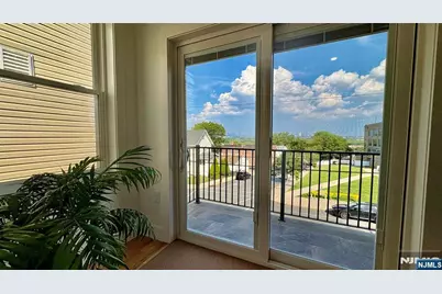 367 Devon Street 2 #2, Kearny, NJ 07032 - Photo 6