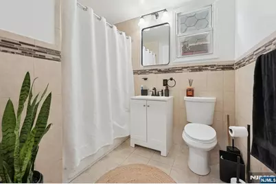 717 16th Street, Union City, NJ 07087 - Photo 8