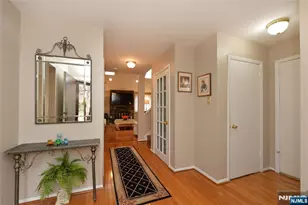 6 Romopock Ct 6, Mahwah, NJ 07430 - Photo 2
