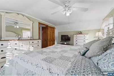 21 Park Place, Kearny, NJ 07032 - Photo 36