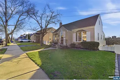 21 Park Place, Kearny, NJ 07032 - Photo 2