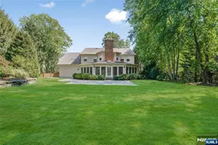 31 Forest Dr, Millburn, NJ 07078 - Photo 16