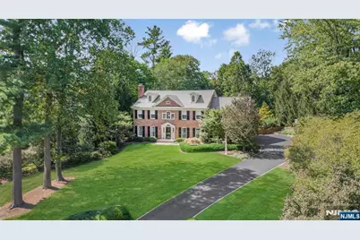 31 Forest Drive, Millburn, NJ 07078 - Photo 8