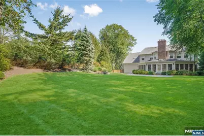 31 Forest Drive, Millburn, NJ 07078 - Photo 18