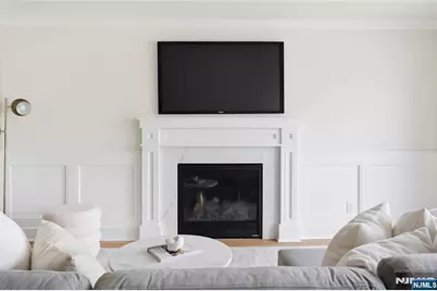 27 Willow Street, Millburn, NJ 07041 - Photo 22