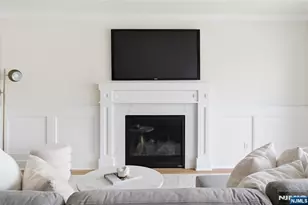 27 Willow St, Millburn, NJ 07041 - Photo 22