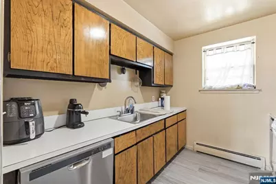 45 Wilfred Street 6 #6, West Orange Township, NJ 07052 - Photo 14