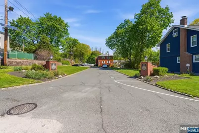 45 Wilfred Street 6 #6, West Orange Township, NJ 07052 - Photo 4