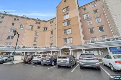 101 Shearwater Court 25 #25, Jersey City, NJ 07305 - Photo 26