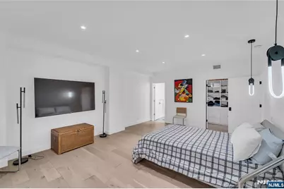 101 Shearwater Court 25 #25, Jersey City, NJ 07305 - Photo 14