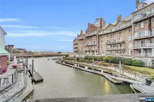 101 Shearwater Ct 25, Jersey City, NJ 07305 - Photo 30