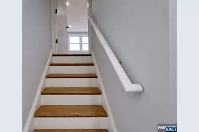 86 Howland Avenue, Teaneck Township, NJ 07666 - Photo 28