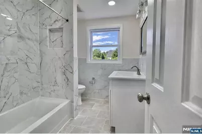 86 Howland Avenue, Teaneck Township, NJ 07666 - Photo 30