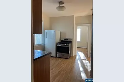 433 Lanza Avenue Apt 3 #Apt 3, Garfield, NJ 07026 - Photo 2