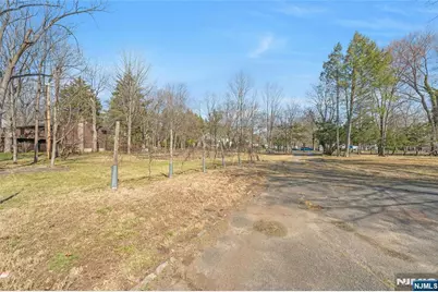 510 W Saddle River Road, Ridgewood, NJ 07450 - Photo 6