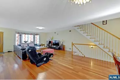 248 Clark Terrace, Cliffside Park, NJ 07010 - Photo 6