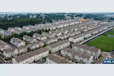 70 Leahy Drive, Wood Ridge, NJ 07075 - Photo 44