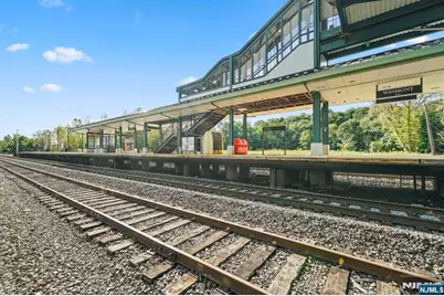 70 Leahy Drive, Wood Ridge, NJ 07075 - Photo 40