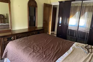 579 Oregon Ave, Cliffside Park, NJ 07010 - Photo 10