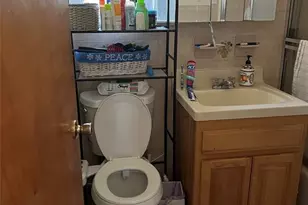 579 Oregon Ave, Cliffside Park, NJ 07010 - Photo 24